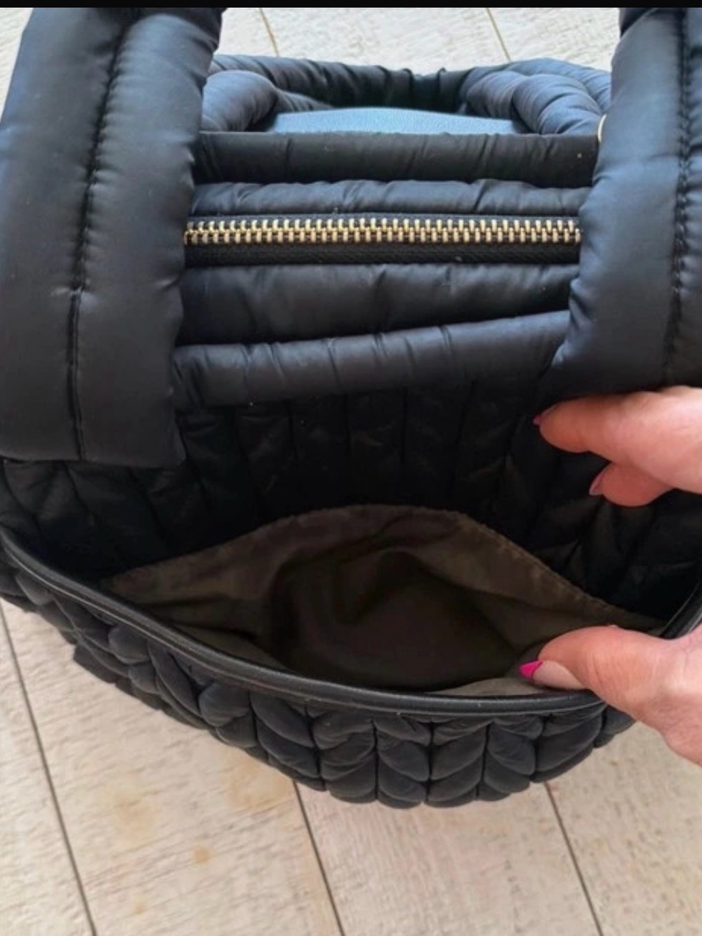 HAPP Paige Carryall Black Quilted Tote - Picture 7 of 13